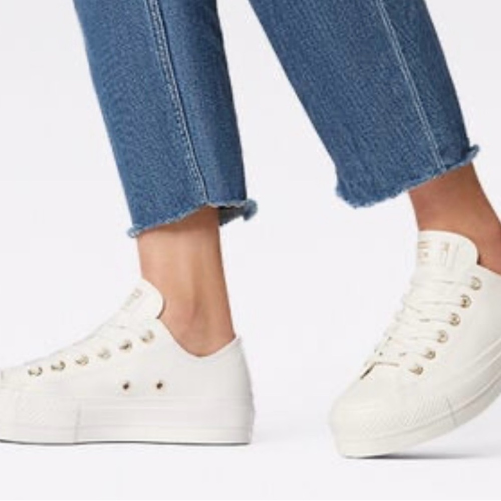 Converse Chuck Taylor All Star Lift Platform Mono White Size 6